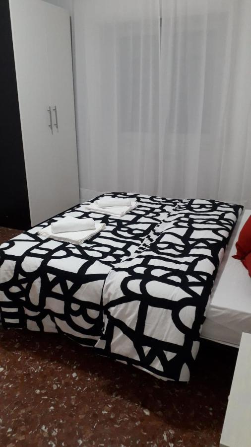 Centro Monti Tiburtini B&B Roma Ngoại thất bức ảnh